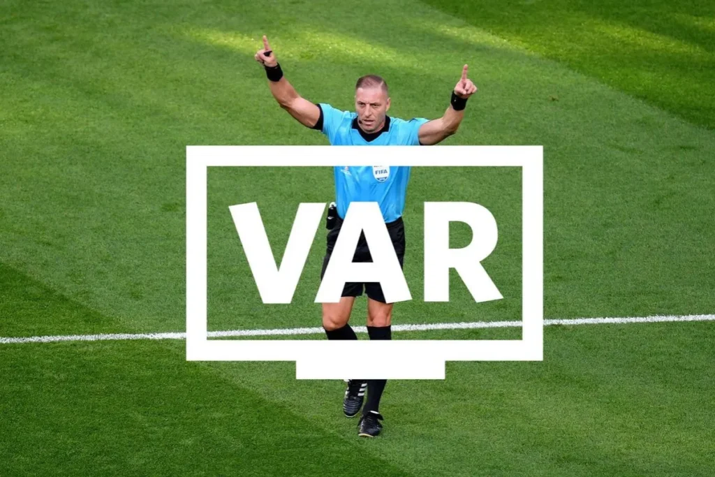 2026 新 VAR 規則懶人包:裁判會當場解釋判決!